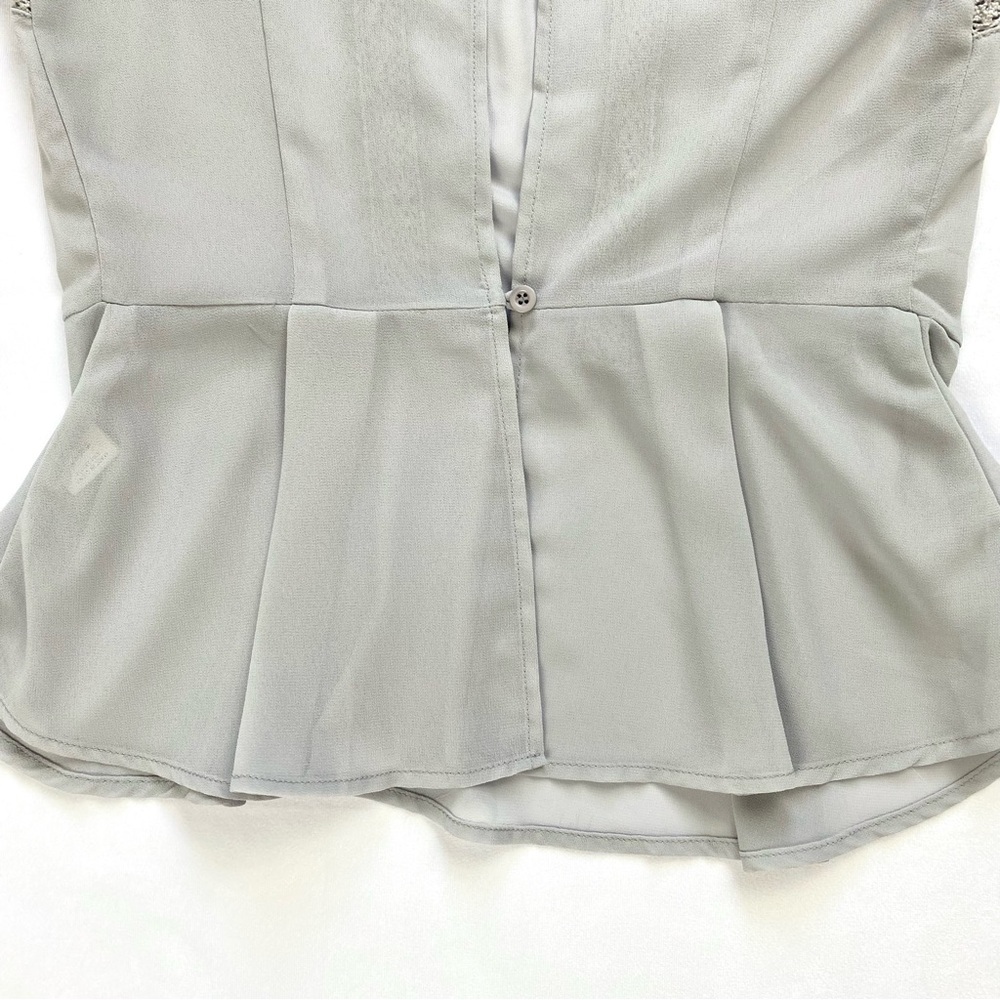 Athro FINN & CLOVER Sheer Gray Lace Trim Peplum Blouse Size M-Juniors (EUC) - Picture 8 of 14
